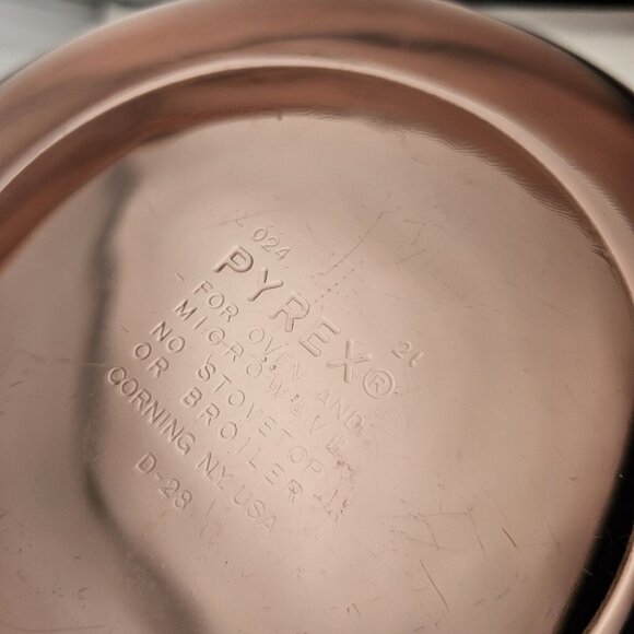 Pyrex Visions Cranberry Casserole Dish & Lid #024C Corning 2qt - Picture 9 of 16